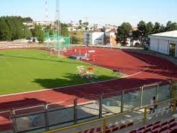 Ferrol en Común insta ao goberno local á homologación inmediata das pistas de atletismo de Ferrol